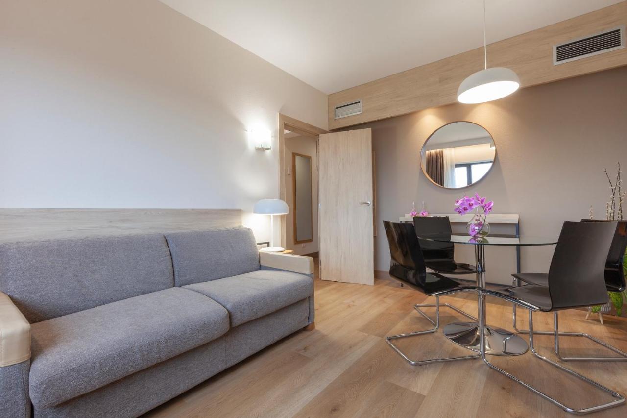 Hotel Puerta De Bilbao Barakaldo Dış mekan fotoğraf