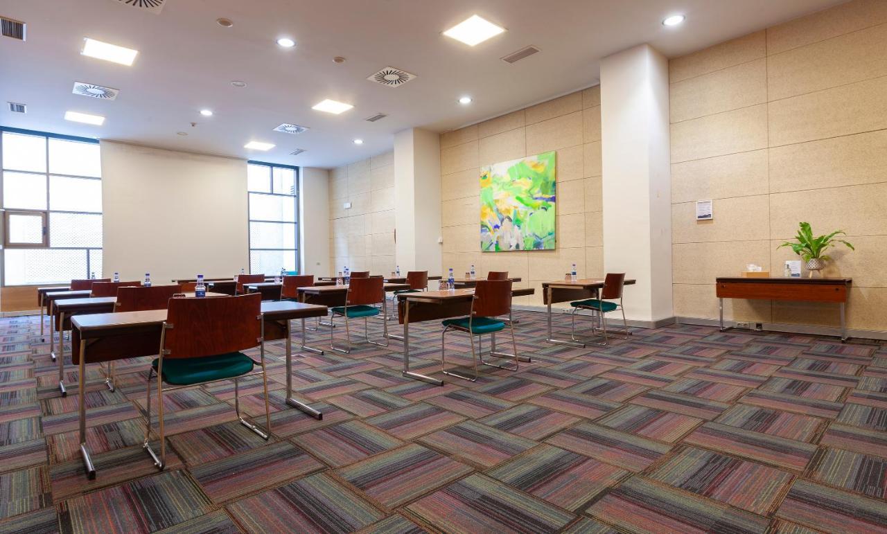 Hotel Puerta De Bilbao Barakaldo Dış mekan fotoğraf