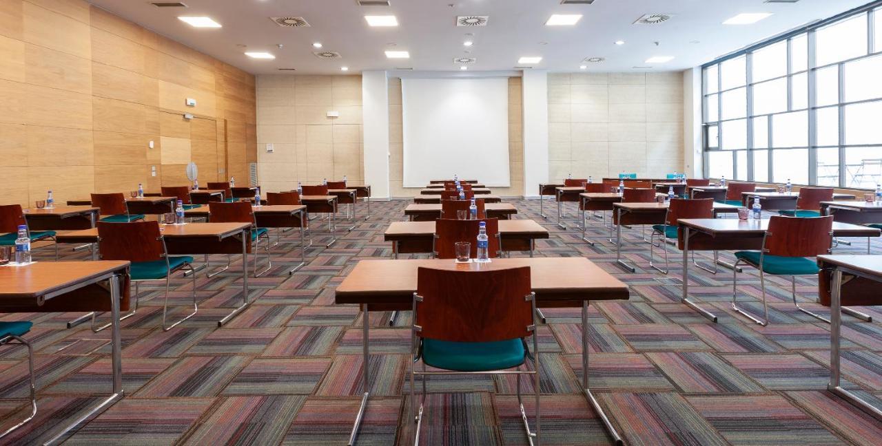 Hotel Puerta De Bilbao Barakaldo Dış mekan fotoğraf