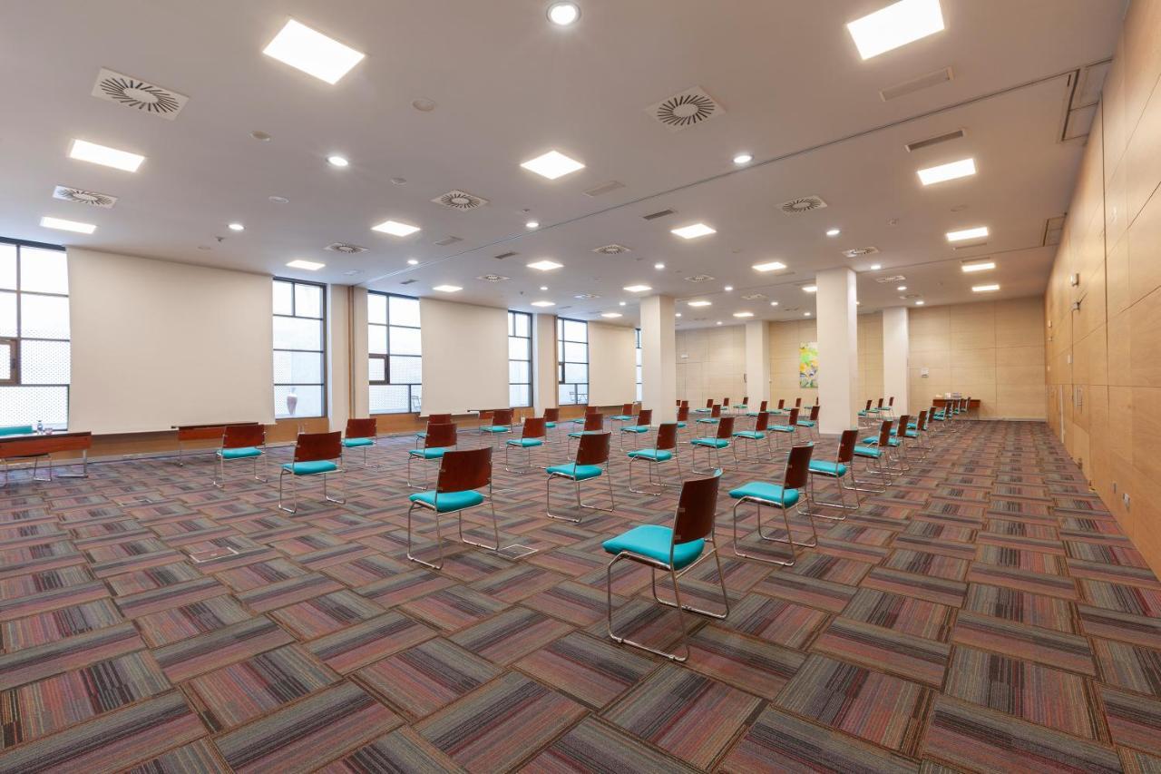 Hotel Puerta De Bilbao Barakaldo Dış mekan fotoğraf