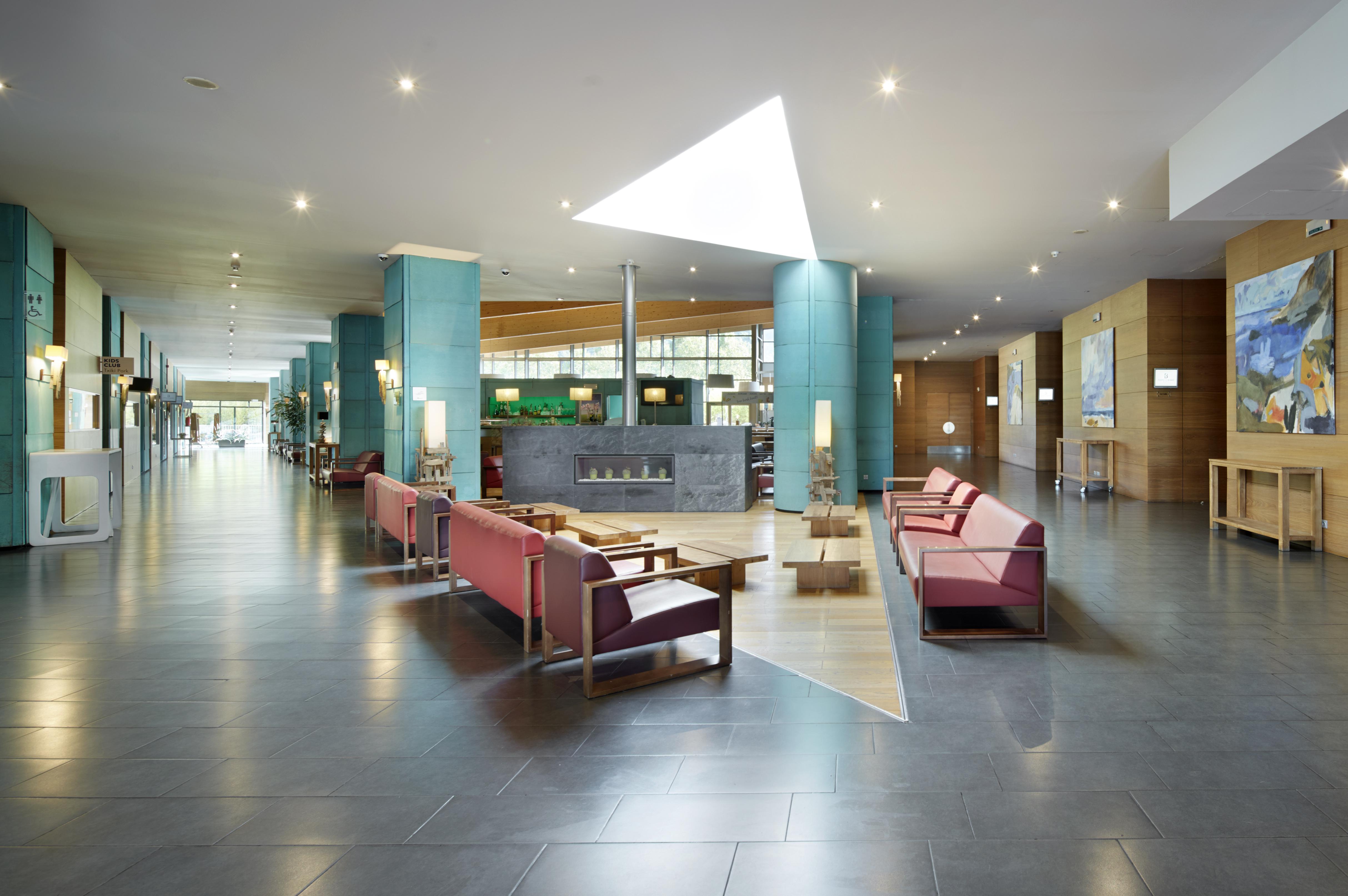 Hotel Puerta De Bilbao Barakaldo Dış mekan fotoğraf