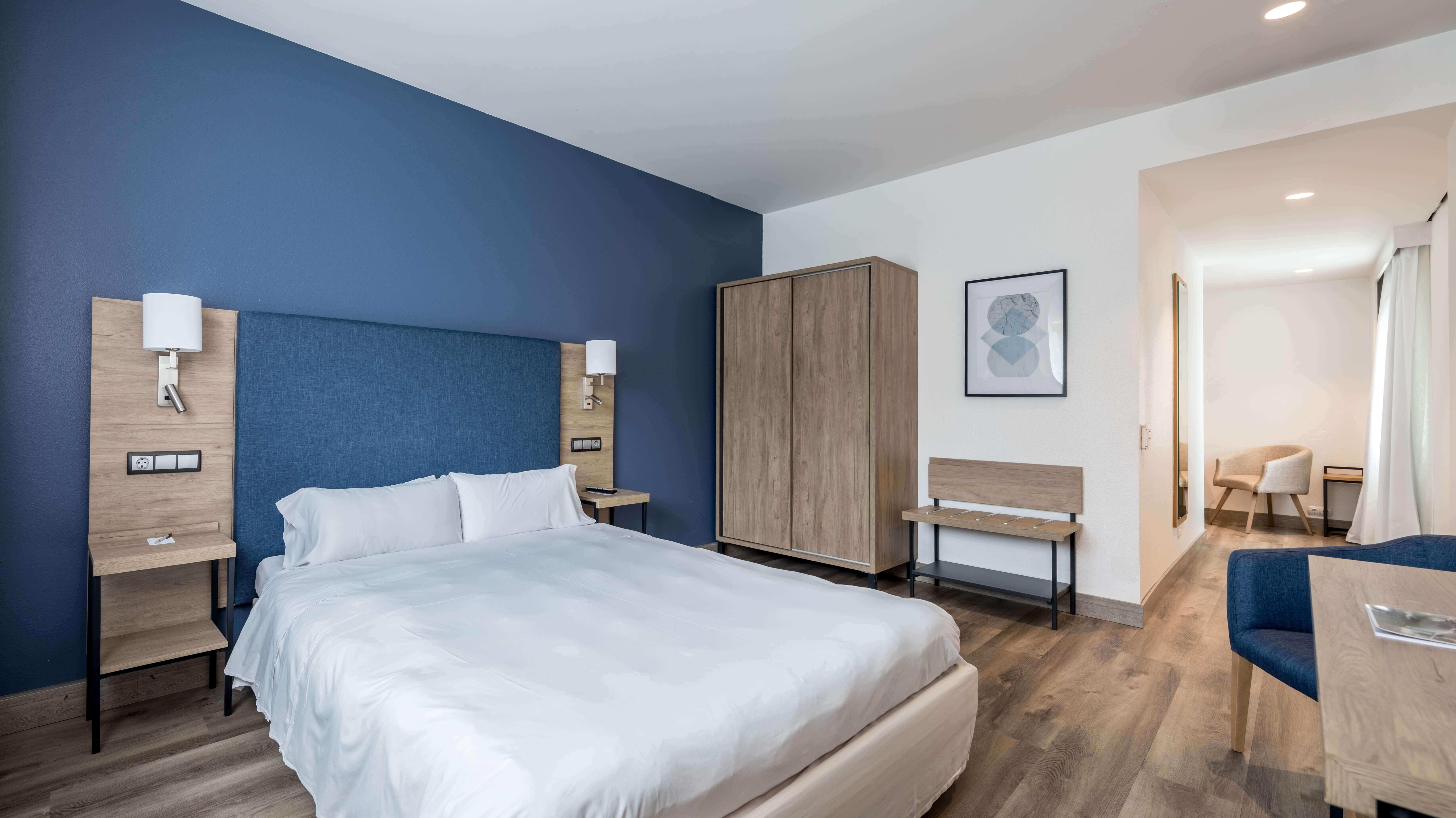 Hotel Puerta De Bilbao Barakaldo Dış mekan fotoğraf